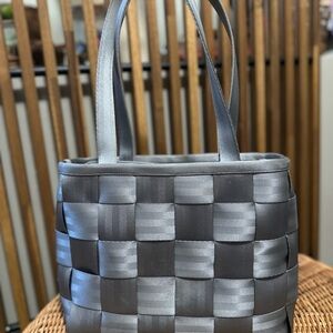 Harveys Y2K Seat Belt Woven Zipper Closure Gray Tote Shoulder Handbag